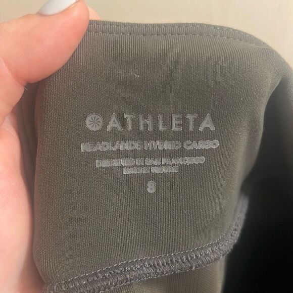 ✨ATHLETA GREEN HEADLANDS HYBRID CARGO SZ 8 TIGHTS✨ - Picture 9 of 10